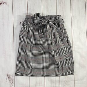 Dynamite Black and White Plaid Pencil Skirt